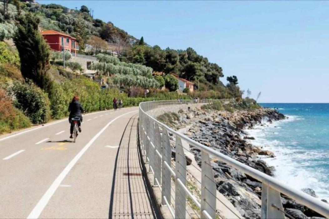 Ampio Appartamento Centrale San Remo Kültér fotó
